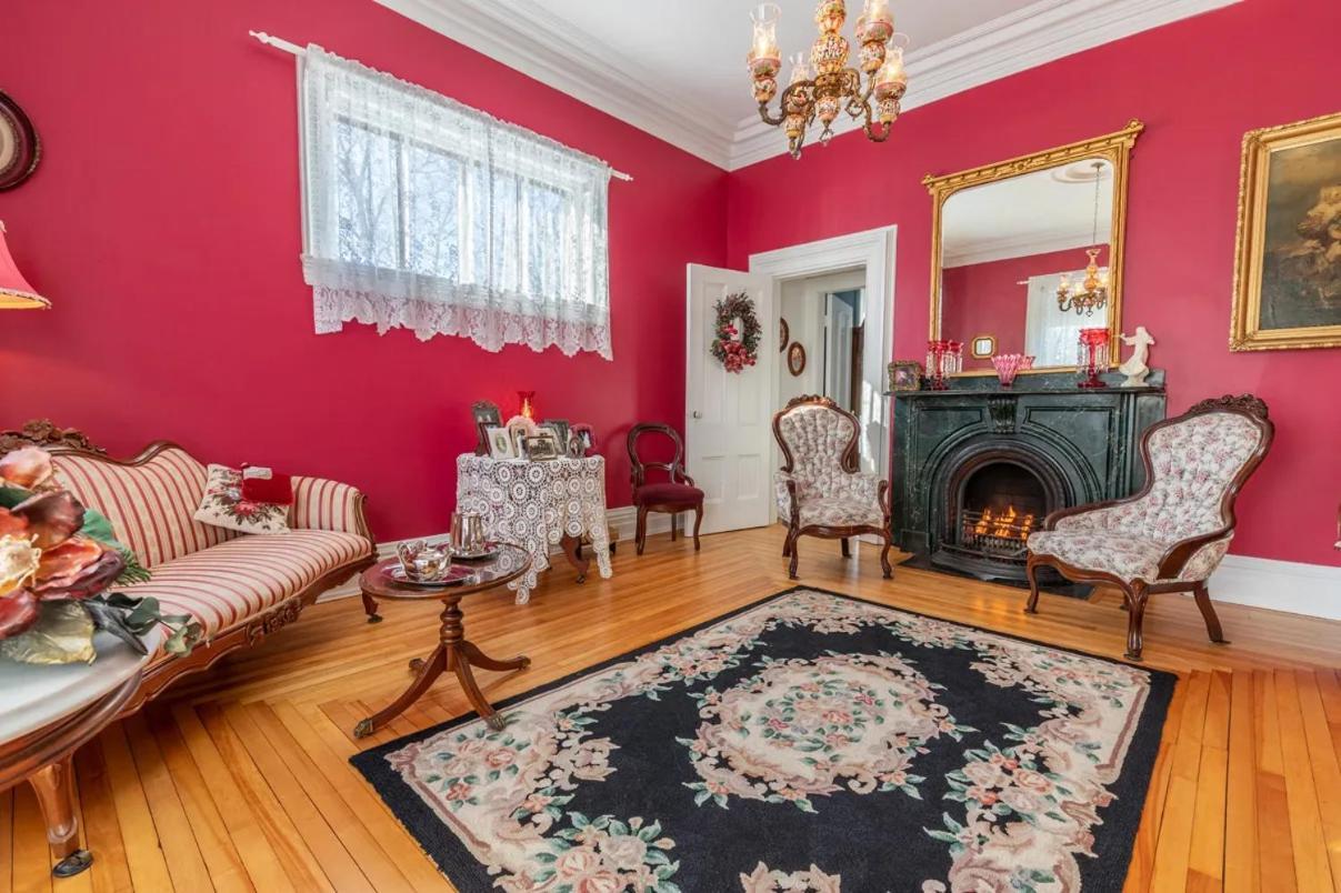 Fitzroy Hall Шарлоттаун Экстерьер фото