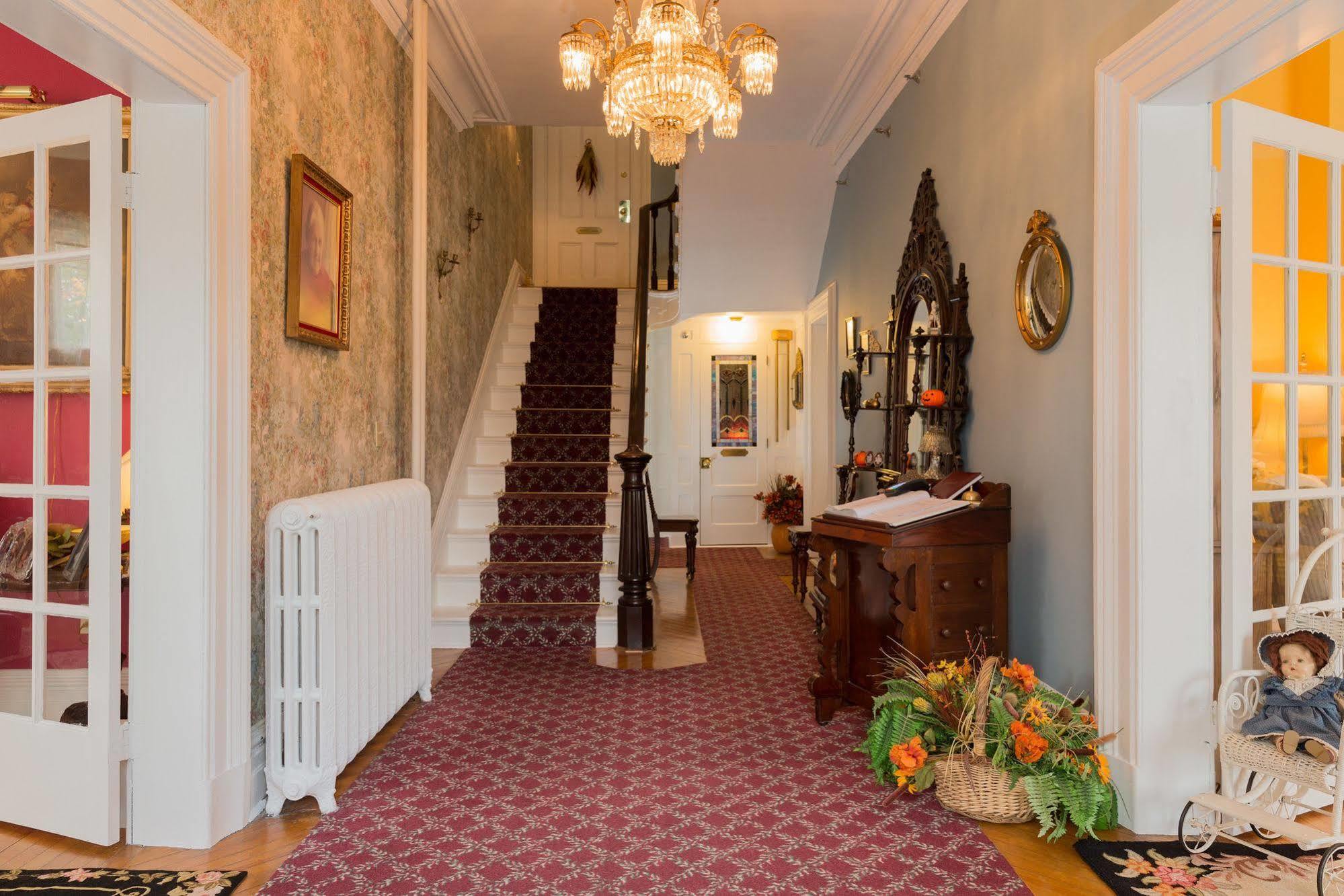 Fitzroy Hall Шарлоттаун Экстерьер фото